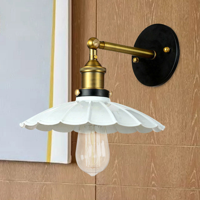 Vintage Stylish Scalloped Wall Lamp 1 Bulb Metallic Rotatable Wall Mount Light in Dark Rust/White Clearhalo 'Art deco wall lights' 'Cast Iron' 'Glass' 'Industrial wall lights' 'Industrial' 'Middle century wall lights' 'Modern' 'Rustic wall lights' 'Tiffany' 'Traditional wall lights' 'Wall Lamps & Sconces' 'Wall Lights' Lighting' 798968