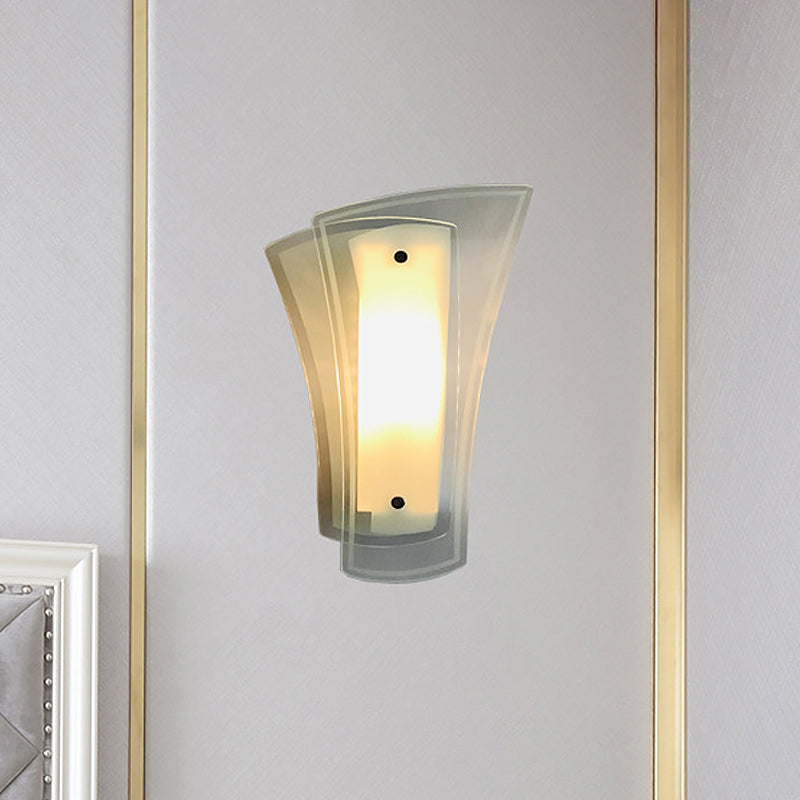 Geometric Living Room Wall Sconce Lamp Clear Glass 1 Light Modern Wall Mount Light Clear Clearhalo 'Cast Iron' 'Glass' 'Industrial' 'Modern wall lights' 'Modern' 'Tiffany' 'Traditional wall lights' 'Wall Lamps & Sconces' 'Wall Lights' Lighting' 875336