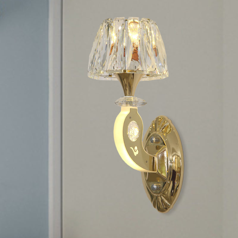 1-Bulb Wall Sconce Lighting Simple Conical Clear Crystal Block Wall Mount Light Fixture in Gold Clearhalo 'Cast Iron' 'Glass' 'Industrial' 'Modern wall lights' 'Modern' 'Tiffany' 'Traditional wall lights' 'Wall Lamps & Sconces' 'Wall Lights' Lighting' 886219