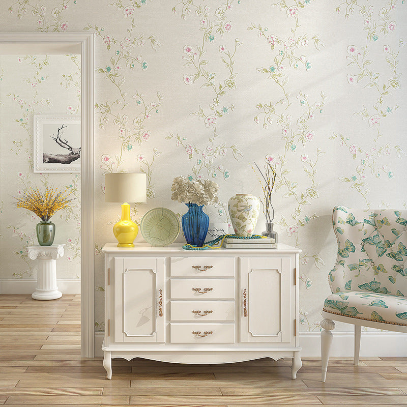 Multi-Colored Garden Vine Wallpaper Floral Design 57.1 sq ft. Non-Pasted Decorative Wall Covering Beige Clearhalo 'Country wall decor' 'Rustic' 'Wallpaper' Wall Decor' 888200