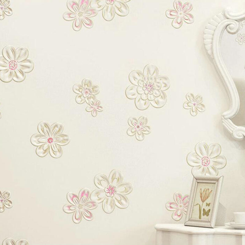 Decorative Non-Pasted Wallpaper Roll Blossoming Magnolia Non-Woven Wall Covering in Soft Color Light Beige Clearhalo 'Country wall decor' 'Rustic' 'Wallpaper' Wall Decor' 926746