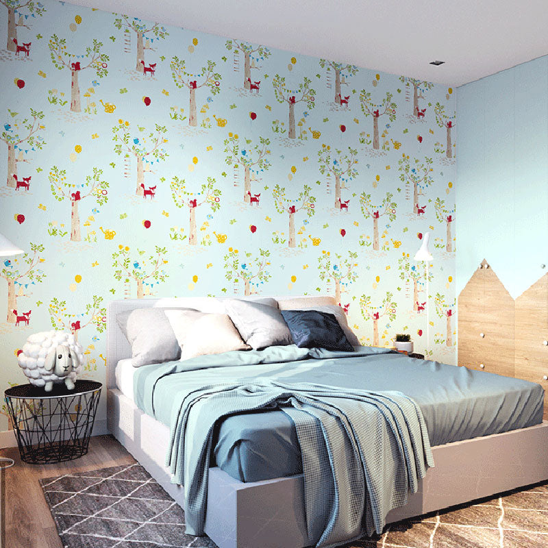 Decorative Non-Pasted Wallpaper Forest and Balloon Non-Woven Wall Decor in Pastel Color for Kid Clearhalo 'Wall Decor' 'Wallpaper' 929367