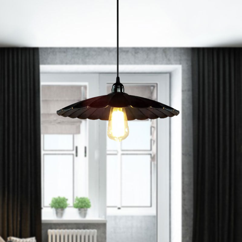 Antique Style Scalloped Pendant Lamp 10"/12" Dia 1 Head Metal Hanging Light Fixture in Black for Kitchen Clearhalo 'Art Deco Pendants' 'Black' 'Cast Iron' 'Ceiling Lights' 'Ceramic' 'Crystal' 'Industrial Pendants' 'Industrial' 'Metal' 'Middle Century Pendants' 'Pendant Lights' 'Pendants' 'Rustic Pendants' 'Tiffany' Lighting' 962170