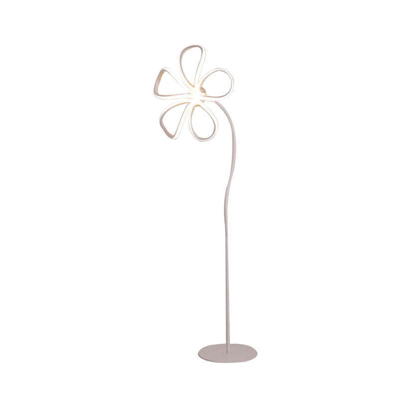 Acrylic Bloom Standing Lamp Contemporary Black/White LED Floor Reading Light for Study Room Clearhalo 'Floor Lamps' 'Lamps' Lighting' 979986