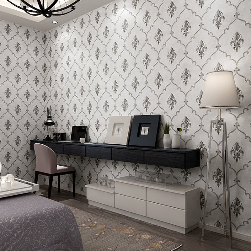 20.5"W x 33'L Scandinavian Simple Damasque Non-Pasted Wallpaper in Natural Color Silver Gray Clearhalo 'Vintage wall decor' 'Vintage' 'Wallpaper' Wall Decor' 990295
