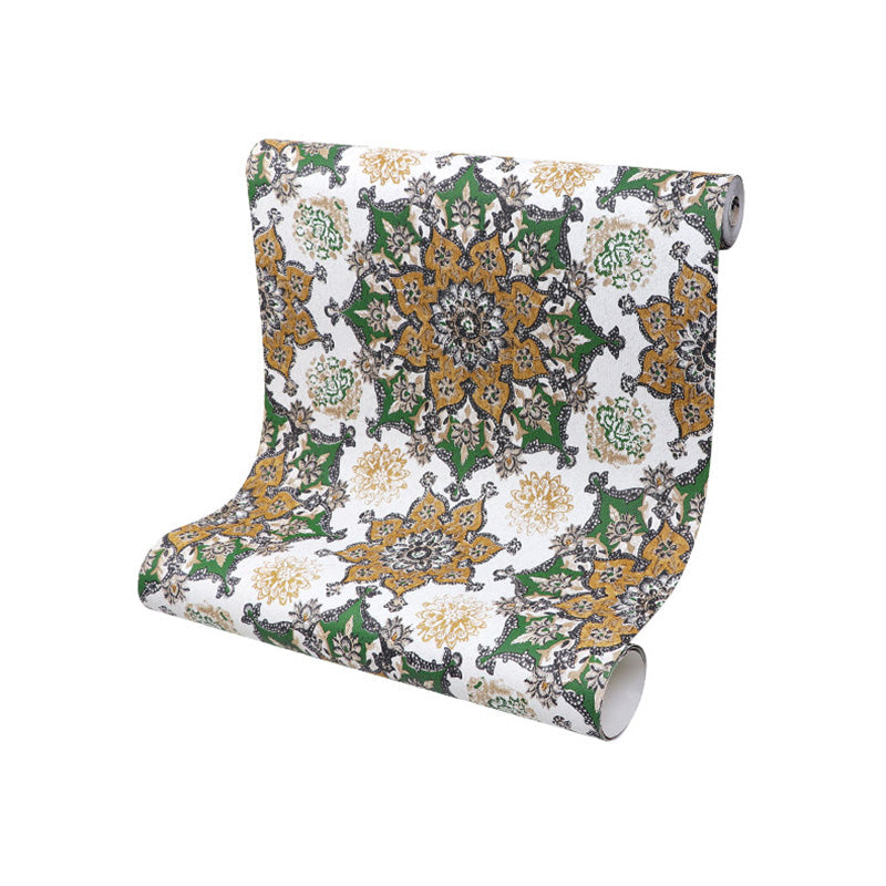 Stain-Resistant Blossoms Wallpaper Non-Woven Material Traditional Wall Covering for Dining Room Clearhalo 'Wall Decor' 'Wallpaper' 991933